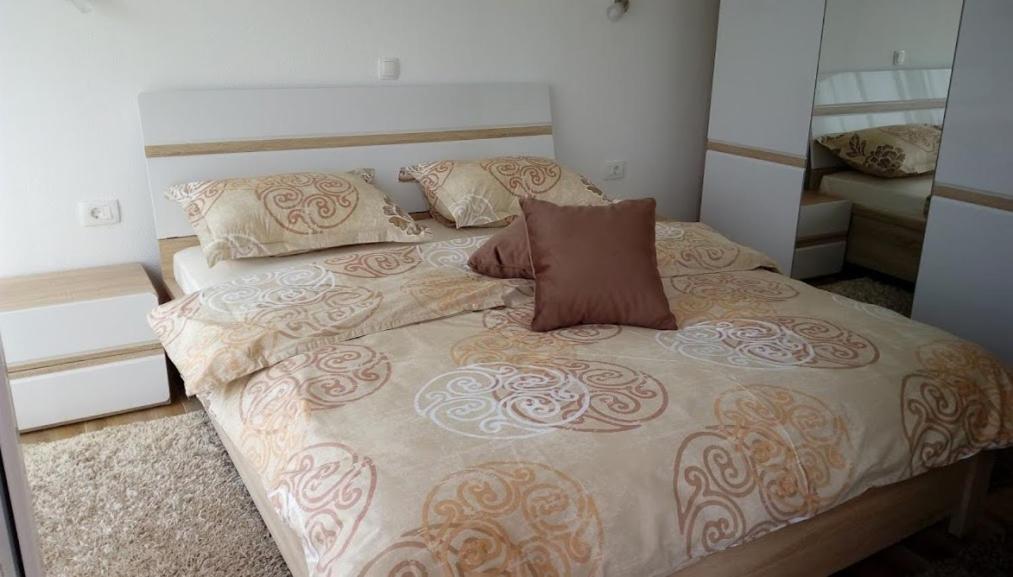 Apartments Maljevic Bar Zewnętrze zdjęcie
